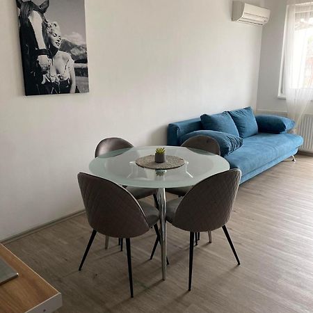 Ferienwohnung Setany Apartman Siófok Exterior foto