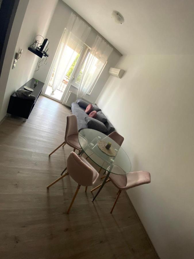Ferienwohnung Setany Apartman Siófok Exterior foto